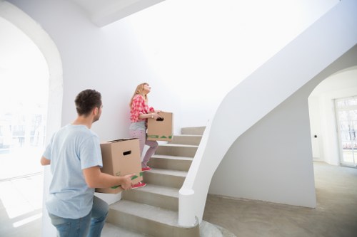 Packing and unloading support for man and van removals in Enfield