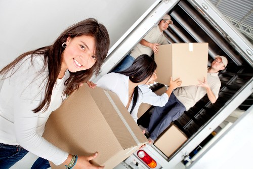 Enfield moving service supporting flats and houses with loading and unloading