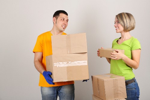 Packing and preparation checklist for a man with van move in Enfield